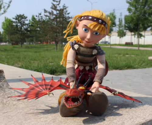 36 см Мягкая игрушка Астрид - Как приручить Дракона (Astrid Hofferson) фото 2