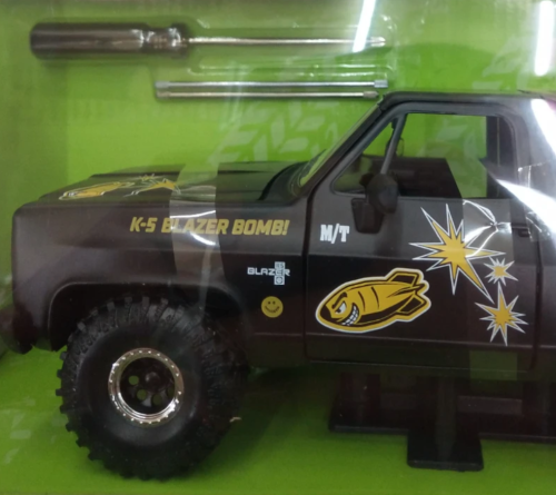 Машина 1:24 Jada 1980 Chevrolet Blazer с дополнительным комплектом колес фото 6