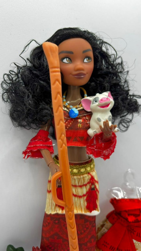 Кукла Моана с дополнительным комплектом одежды и веслом (Moana)  фото 8