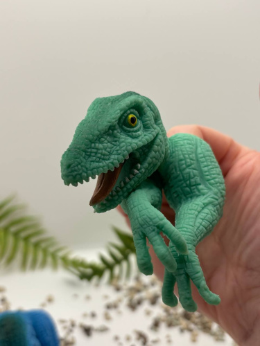 (зеленый) Пальчиковая кукла-динозавр Dino World