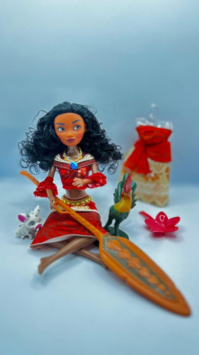 Кукла Моана с дополнительным комплектом одежды и веслом (Moana)  фото 9