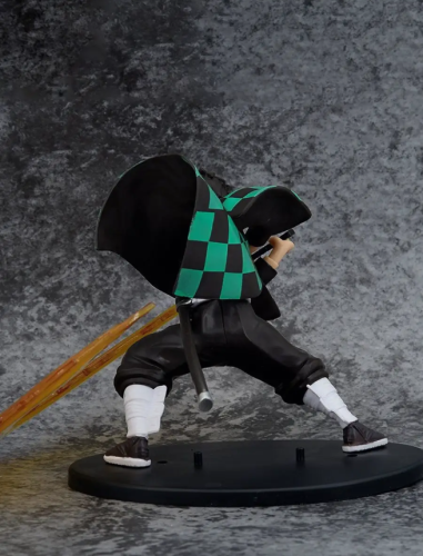 Аниме фигурка Убийца Демонов Тандзиро Камадо Клинок рассекающий демонов / Kimetsu no Yaiba фото 6