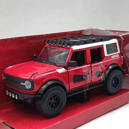 Машина Jada 1:24 Ford Bronco 2021 (красный) с дополнительным комплектом колес фото 5
