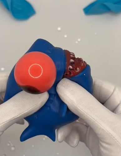 Игрушка антистресс Акула сквиш фото 3