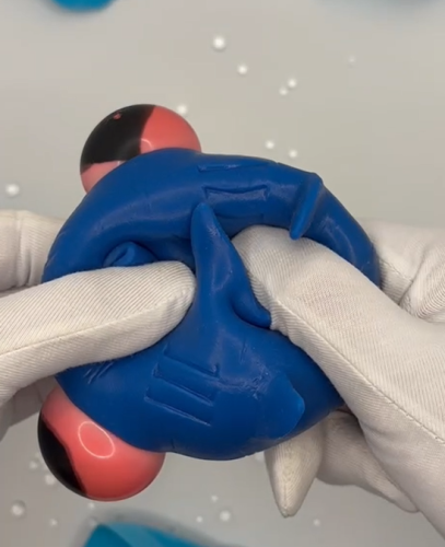 Игрушка антистресс Акула сквиш фото 4