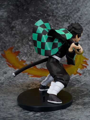 Аниме фигурка Убийца Демонов Тандзиро Камадо Клинок рассекающий демонов / Kimetsu no Yaiba фото 7