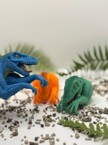 (оранжевый) Пальчиковая кукла-динозавр Dino World фото 2