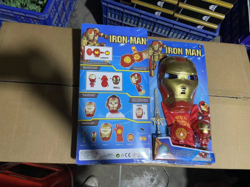8810 Игровой набор Железный Человек с перчаткой и маской (Iron man) фото 4
